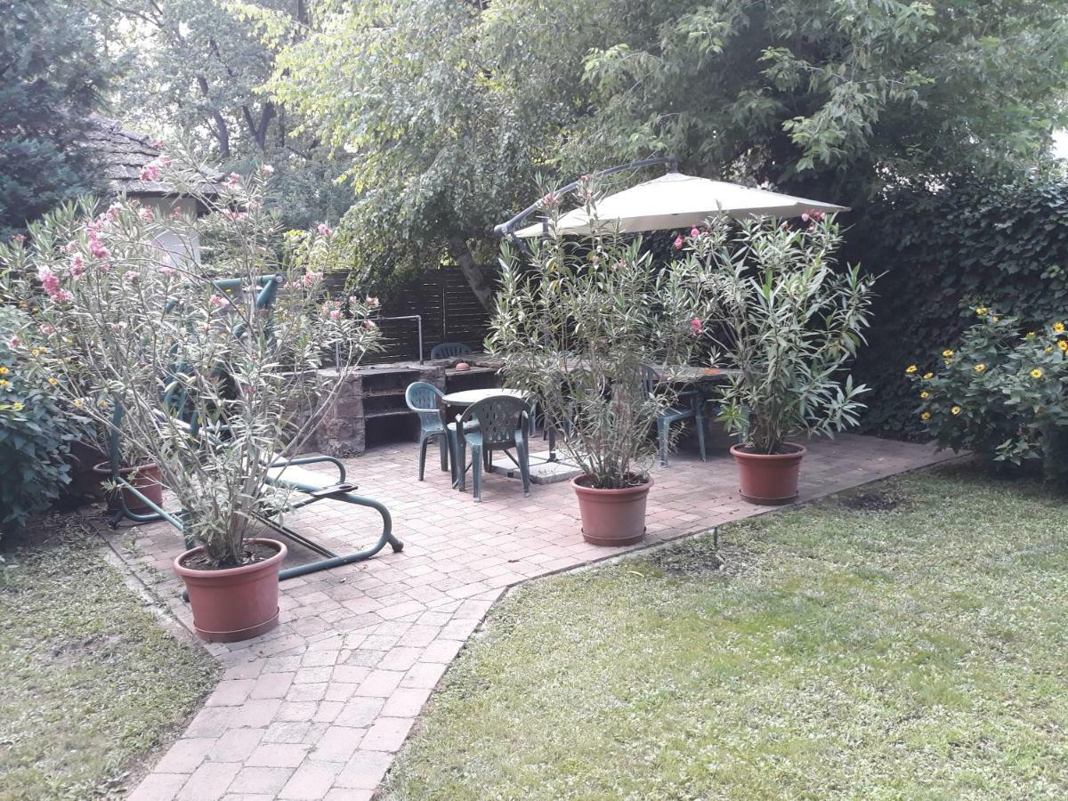 Villa Ottilia Сиофок Екстериор снимка